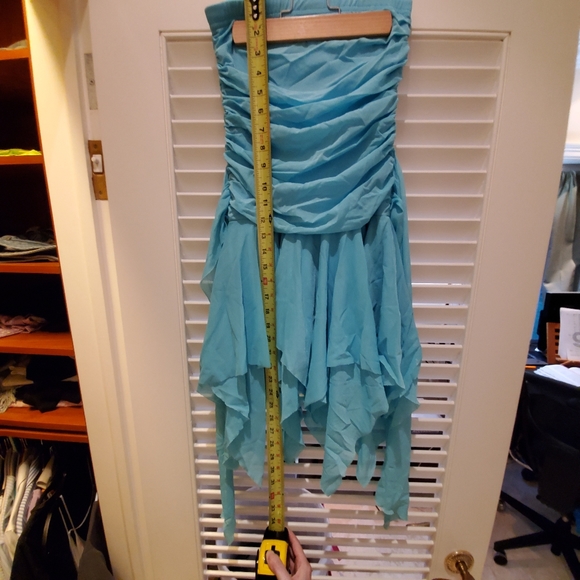 French dress by Les tout petits - Picture 2 of 5